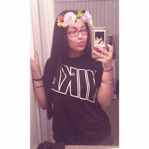 Meet your Posher, Noemi